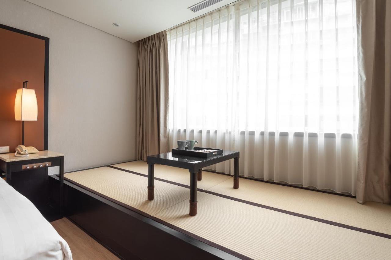 Beitou Sweet Me Hot Spring Resort Taipei Exterior photo